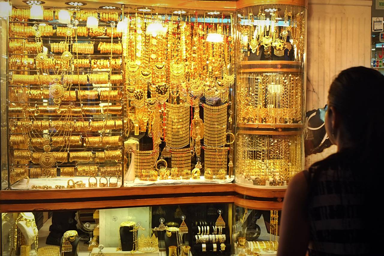 What You Need To Know When Purchasing Gold Jewellery Wholesale